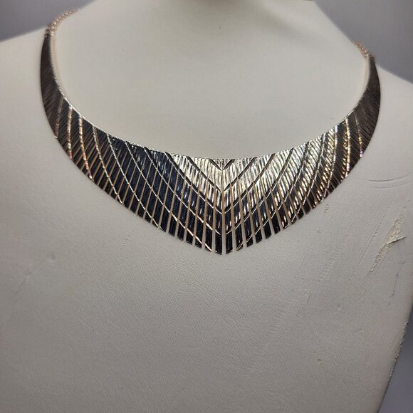 Italian made Bellezza necklace 18k silver tone. - Picture 1 of 4